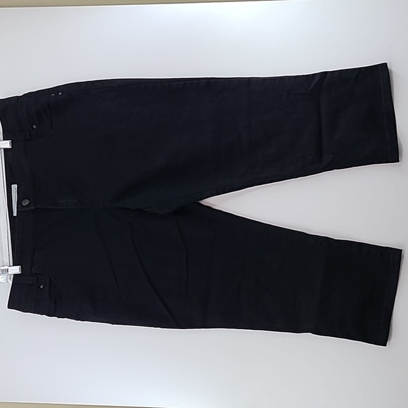 CHICO'S Platinum Denim Black Stretch Crop Jeans - Size 16 - Picture 4 of 13